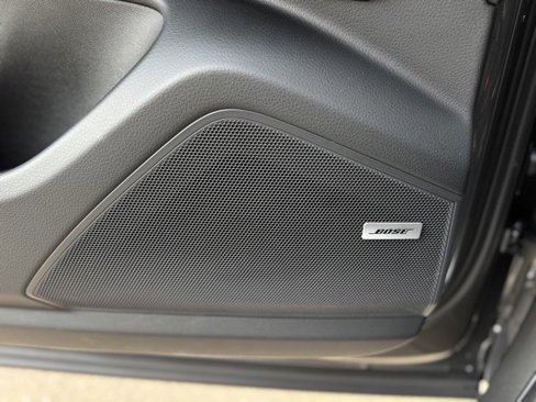 Used 2025 Porsche Cayenne image 15