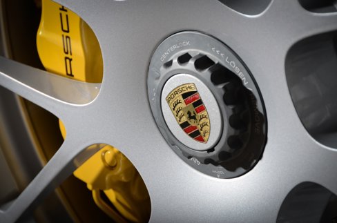Used 2010 Porsche 911 Turbo image 16