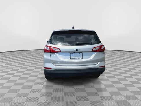 Used 2021 Chevrolet Equinox LS image 7