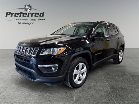 Used 2018 Jeep Compass Latitude w/ Popular Equipment Group image 2
