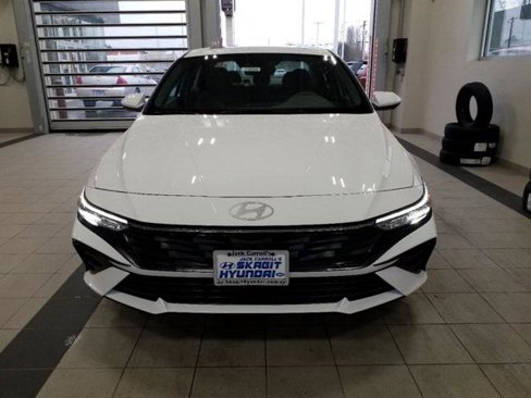 New 2025 Hyundai Elantra SEL image 20