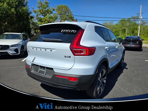Used 2024 Volvo XC40 B5 Plus w/ Protection Package Premier image 8
