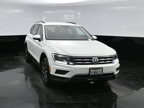 Used 2021 Volkswagen Tiguan SEL image 1