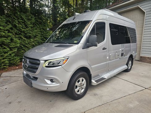 Used 2019 Mercedes-Benz Sprinter 2500 image 1