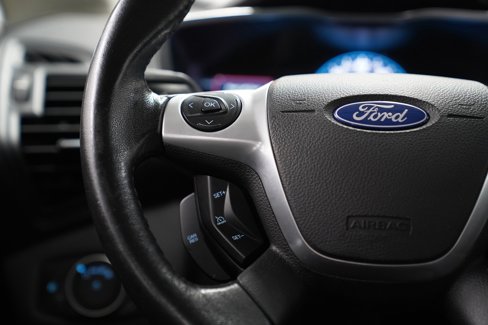 Used 2015 Ford C-MAX Energi SEL image 18