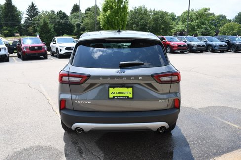 Used 2025 Ford Escape Active w/ Cold Weather Package image 5