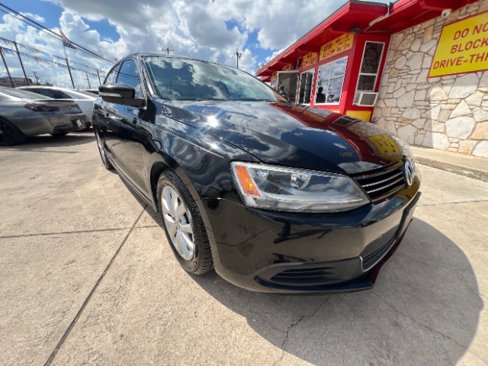 Used 2014 Volkswagen Jetta SE image 3