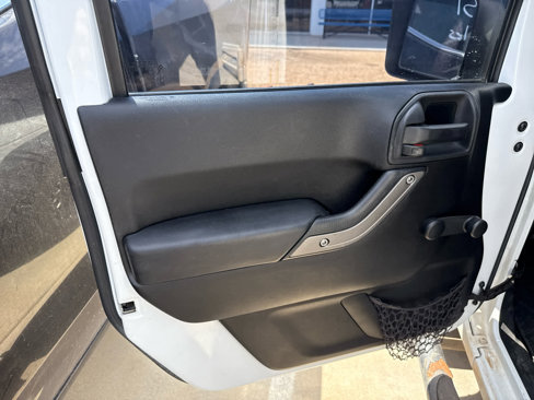 Used 2014 Jeep Wrangler Unlimited Sport w/ Connectivity Group image 5
