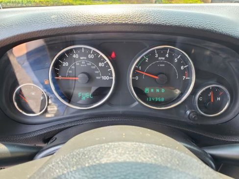 Used 2013 Jeep Wrangler Unlimited Sport image 7