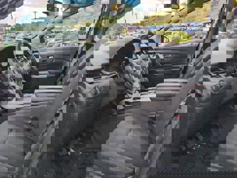 Used 2013 Ford Edge SE image 10