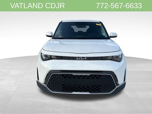 Used 2023 Kia Soul LX w/ LX Technology Package image 32