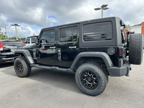 Used 2012 Jeep Wrangler Unlimited Sport image 8