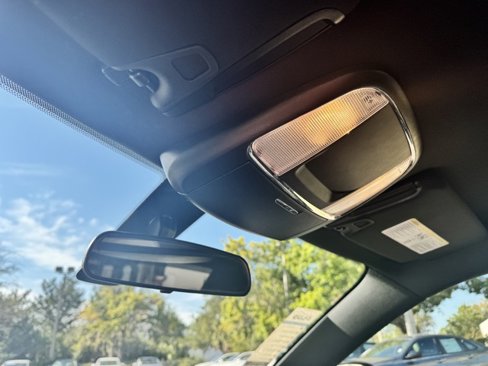 Used 2023 Dodge Charger SXT image 28