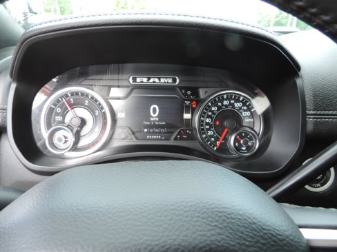 Used 2020 RAM 2500 Laramie w/ Night Edition image 9