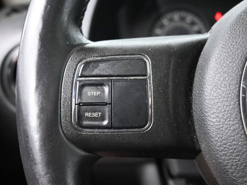 Used 2015 Jeep Patriot High Altitude image 11