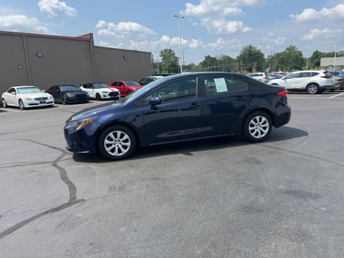 Used 2024 Toyota Corolla LE image 13