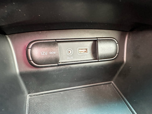 Used 2018 Kia Sorento LX image 20