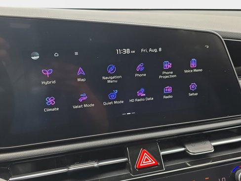 Used 2023 Kia Niro EX image 23