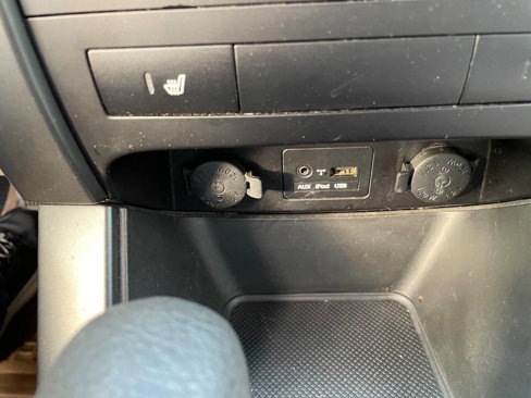 Used 2011 Kia Sorento LX w/ Convenience Pkg image 18