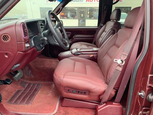 Used 1998 GMC Yukon 4WD 4-Door w/ Marketing Opt Pkg 5 image 9