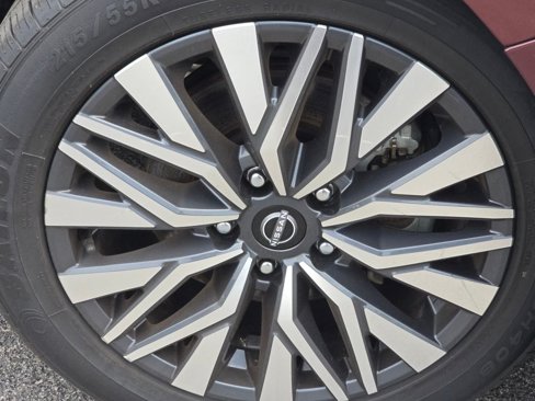Used 2023 Nissan Altima 2.5 SV image 12