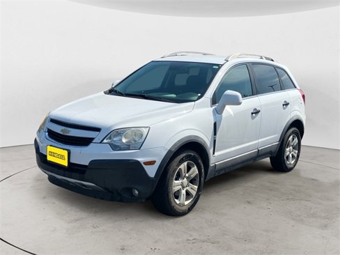 Used 2013 Chevrolet Captiva Sport LS image 2