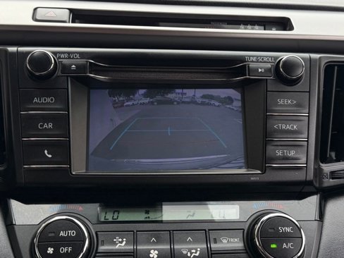 Used 2018 Toyota RAV4 XLE image 17