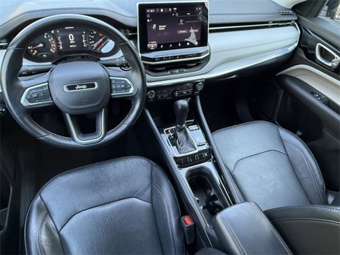 Used 2022 Jeep Compass Limited image 34