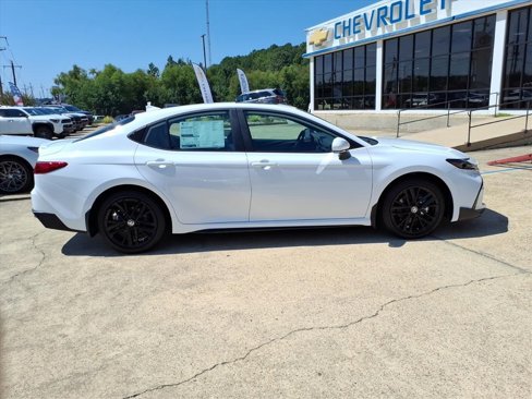 New 2025 Toyota Camry SE image 7