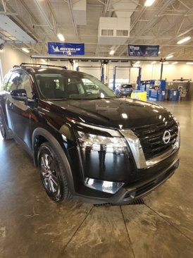 Used 2022 Nissan Pathfinder SV image 48