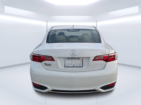 Used 2018 Acura ILX image 4