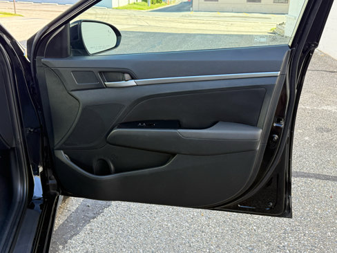 Used 2019 Hyundai Elantra SEL w/ Cargo Package image 22