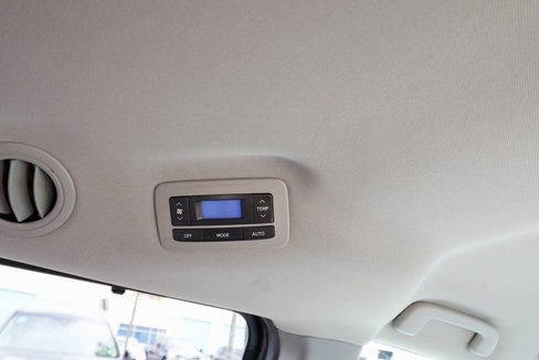 Used 2015 Toyota Sienna LE image 50