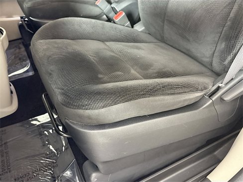 Used 2019 Dodge Grand Caravan SE image 17