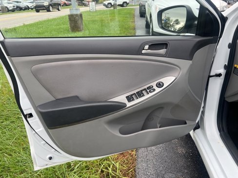 Used 2017 Hyundai Accent Value Edition image 17
