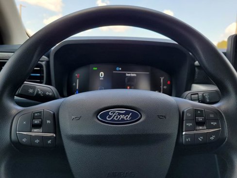 New 2025 Ford Maverick XLT image 16