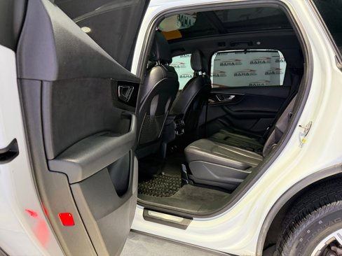 Used 2017 Audi Q7 3.0T Premium Plus image 49