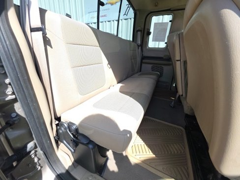 Used 2006 Ford F350 XL image 23