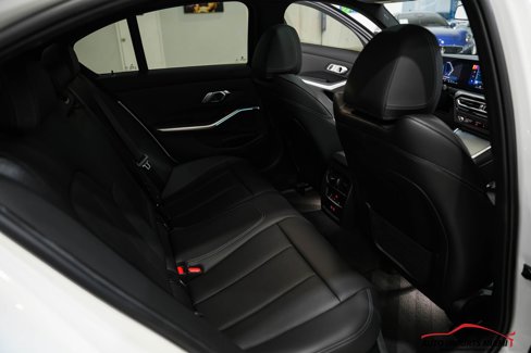 Used 2023 BMW 330e w/ M Sport Package image 10