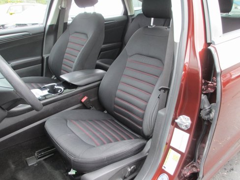 Used 2016 Ford Fusion SE image 14