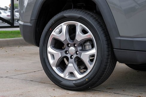 Used 2021 Jeep Compass Limited image 64