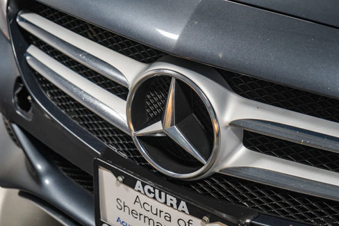 Used 2015 Mercedes-Benz C 300 Sedan image 9