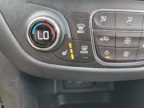 Used 2023 Chevrolet Equinox LT image 29