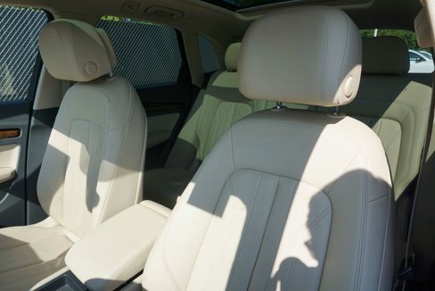 Used 2018 Audi Q5 2.0T Premium Plus w/ Premium Plus Package image 43