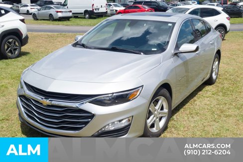 Used 2022 Chevrolet Malibu LT image 17