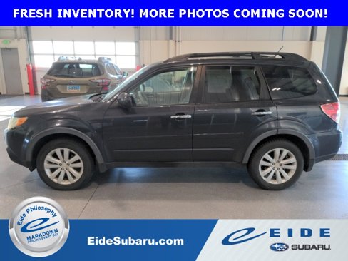 Used 2012 Subaru Forester 2.5X Premium w/ All-Weather Pkg image 4