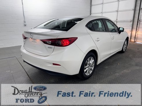 Used 2016 MAZDA MAZDA3 i Touring image 7