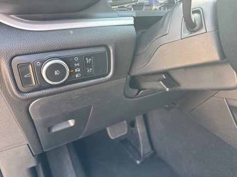 Used 2023 Ford Explorer XLT w/ Equipment Group 202A image 15
