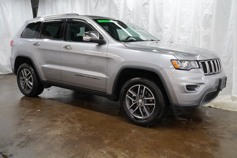 Used 2017 Jeep Grand Cherokee Limited image 1