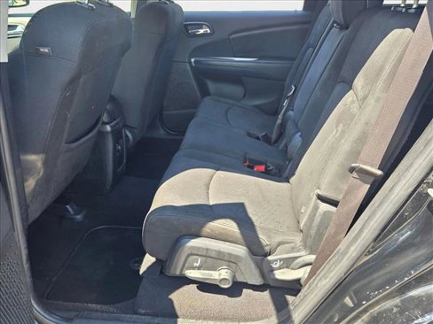 Used 2017 Dodge Journey SE image 16